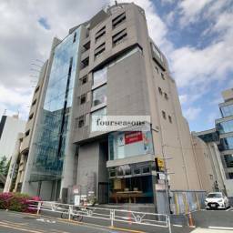 ニチハタビル 地下1階部分【店舗】 セキュリティ完備(セコム)!
スケルトン渡しです。
天井高約3.8M(梁下3.2M)です。